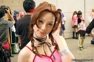 tgs_2006_aeris_cosplay